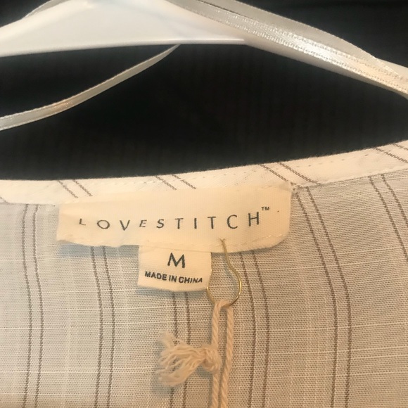 Low Front Blouse - Picture 2 of 2